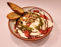 Caprese Salata